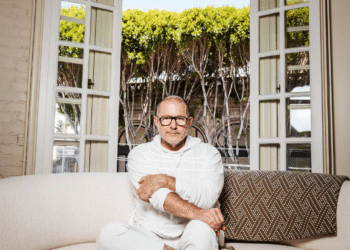 Former Apple CEO Jony Ive stated that the purpose of OpenAI was to produce "amazing products that elevate humanity."Carolyn Fong, for The New York Times, is credited with this.