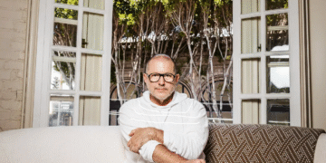 Former Apple CEO Jony Ive stated that the purpose of OpenAI was to produce "amazing products that elevate humanity."Carolyn Fong, for The New York Times, is credited with this.